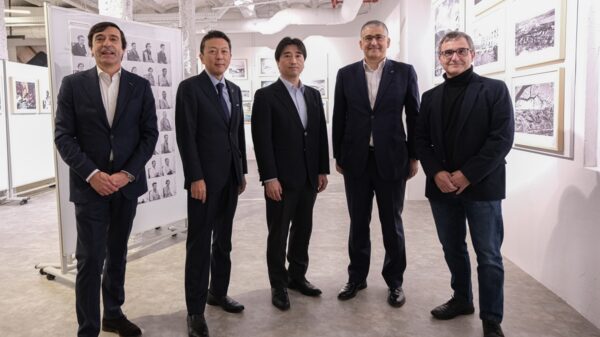 Dalí y Cadaqués inauguran Wonder Photo Shop Barcelona de Fujifilm